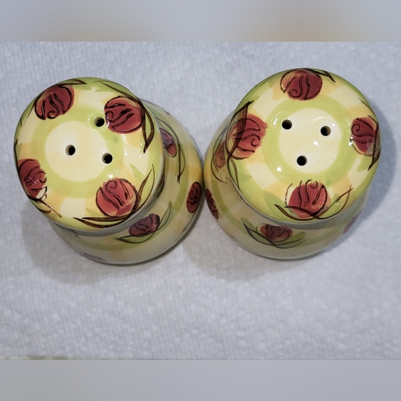 Rose Motif Hand Painted Salt & Pepper Shaker Set - Picture 2 of 4